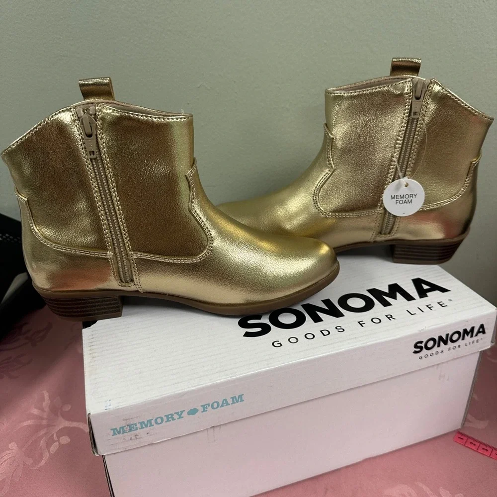 Sonoma Goods For Life Kids Gold Metallic Western Ankle Boots Memory Foam Size 4